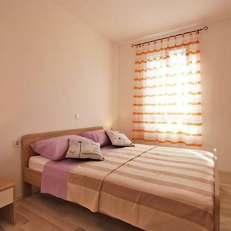 Ferienwohnung Apartman Petra Fažana Exterior foto