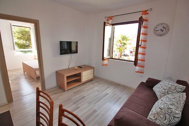 Ferienwohnung Apartman Petra Fažana Exterior foto